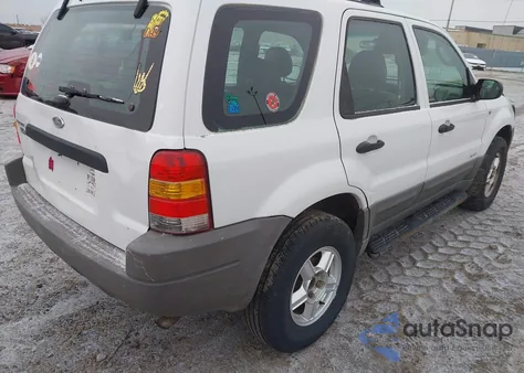 2002 Ford Escape Xls из США, поврежденный, VIN 1FMYU01122KA26097